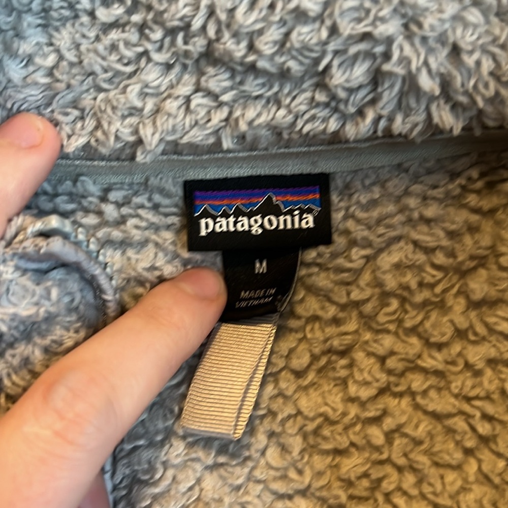 Patagonia Women’s Los Gatos 1/4 Zip Salt Grey Fleece Pullover Sweatshirt - Picture 4 of 11